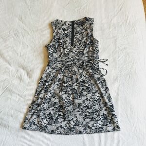 DOROTHY Perkins V Neck Floral Tunic With Waist Tie Size Small